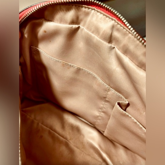 Coach 1941 Poppy Liquid Gloss Magenta Satchel. Preloved condition/call outs. - Picture 15 of 15